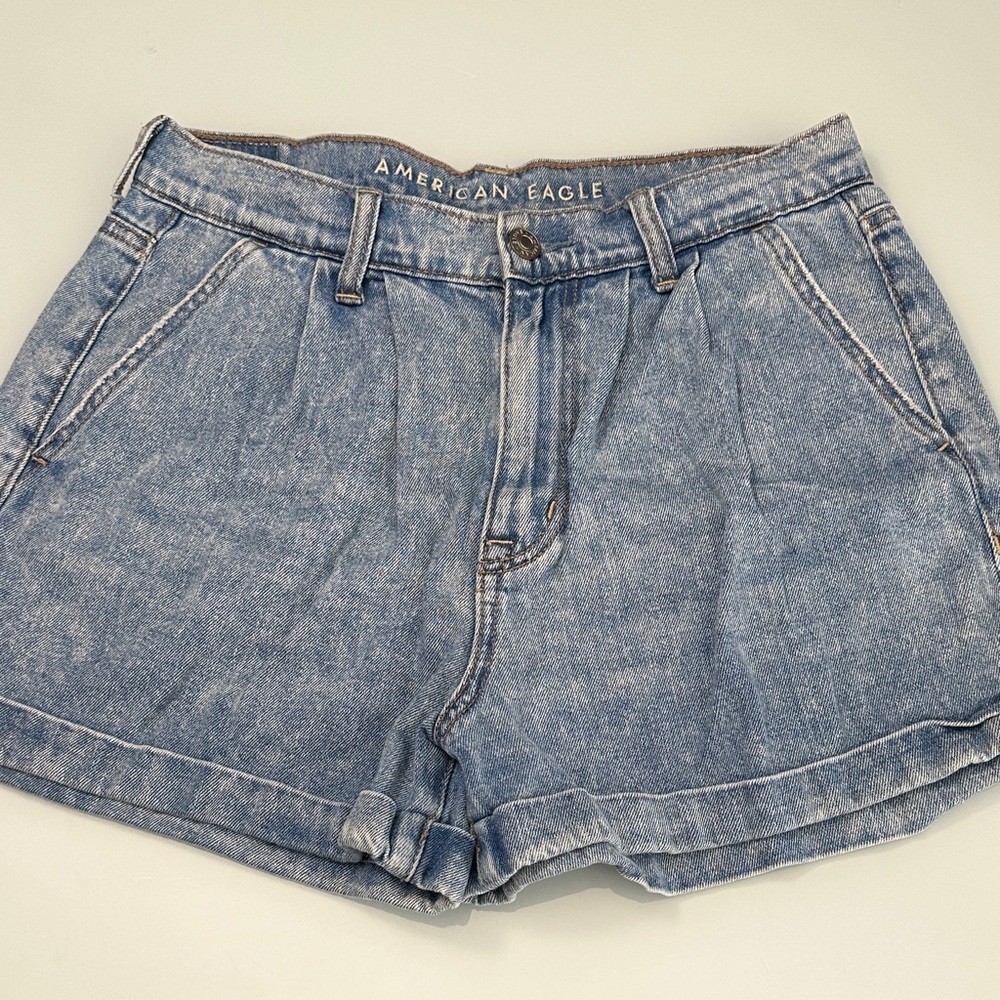 American Eagle Mom Shorts